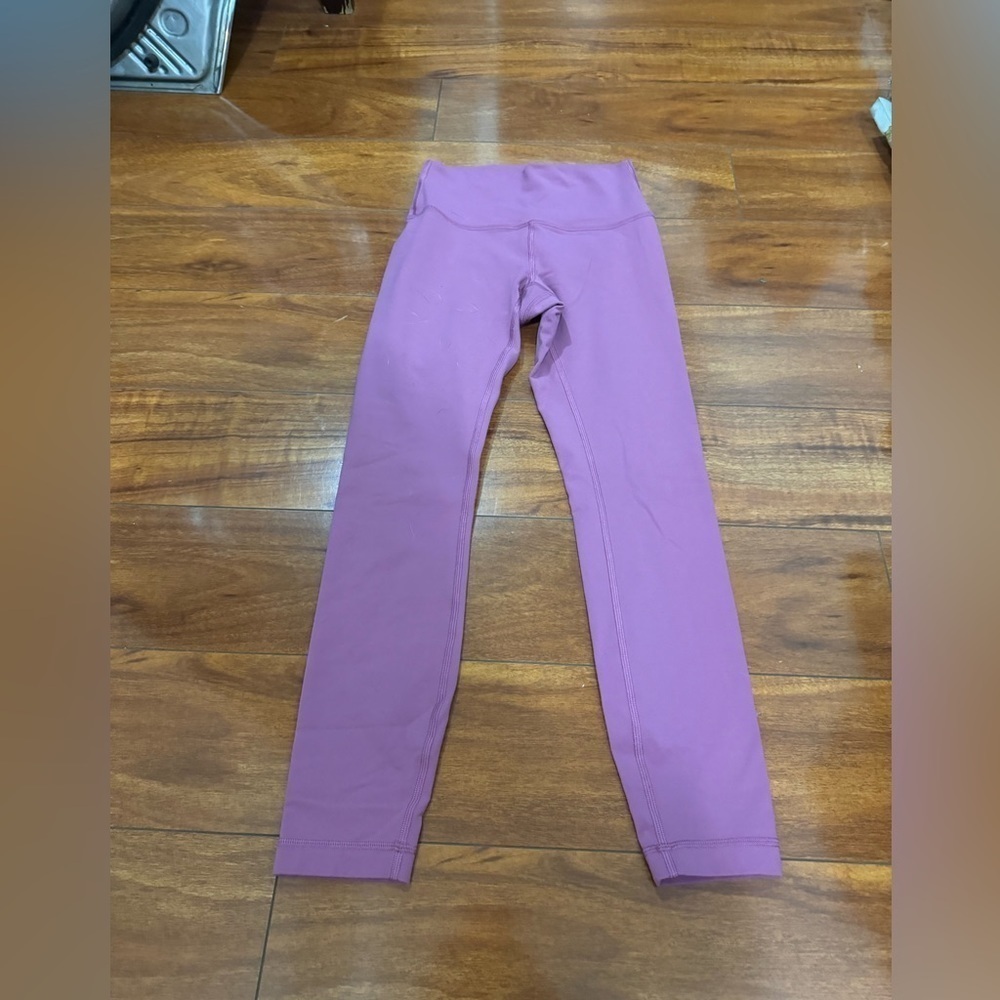 Lululemon athletica woman leggings